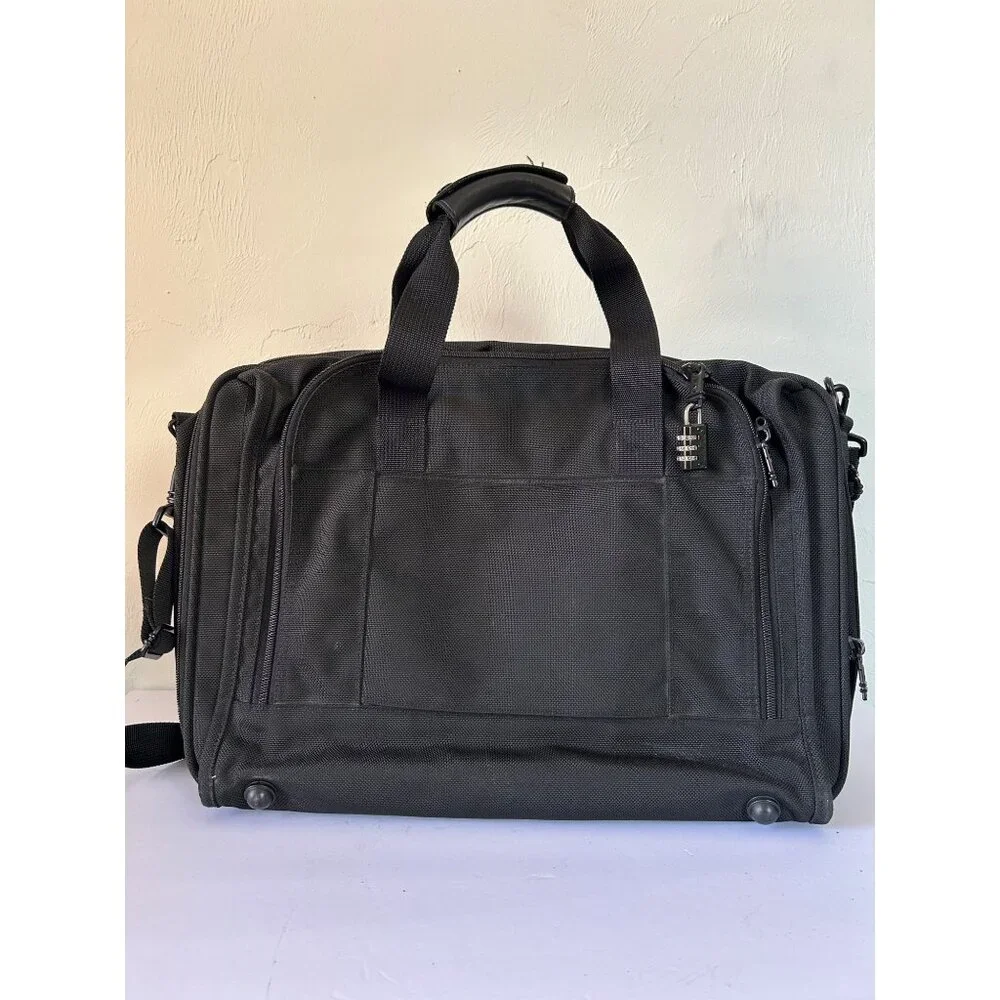 Tumi Alpha 2 Expandable Laptop Briefcase Black Nylon With Shoulder Strap